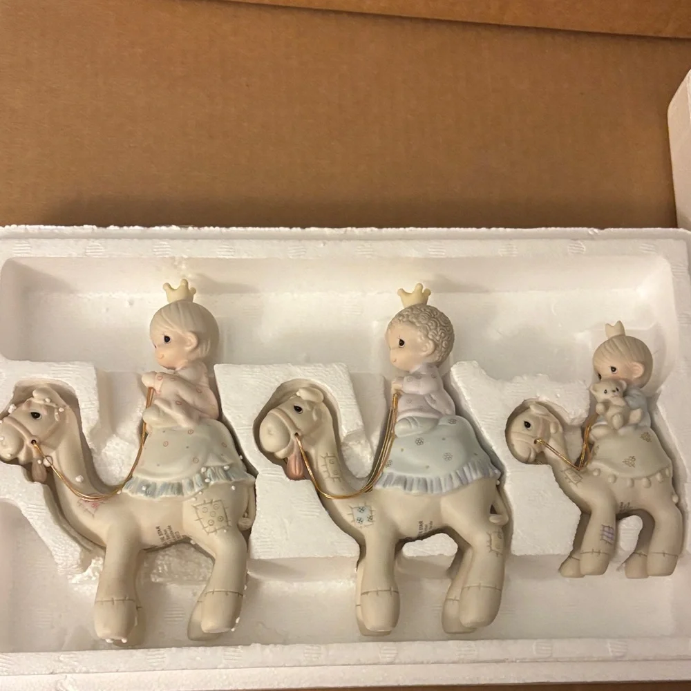 Precious Moments “They follow the Star” set 108243 Figurines in orig. box - Picture 4 of 11